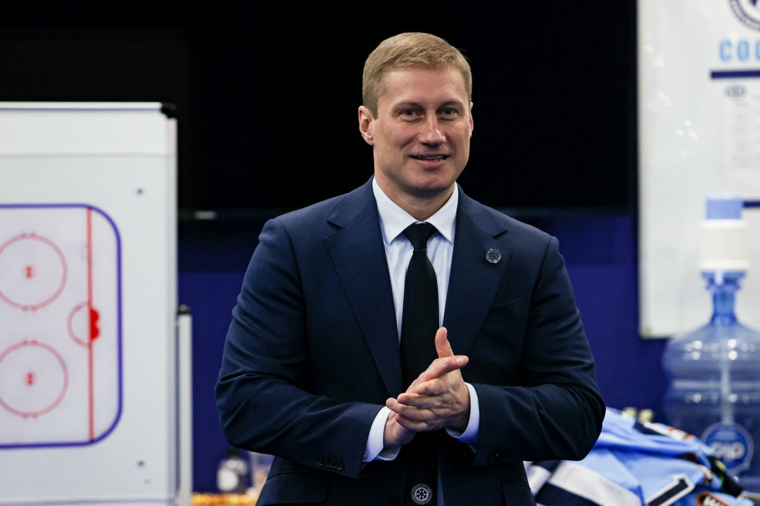 Ярослав Люзенков остаётся главным тренером «Сибири»!